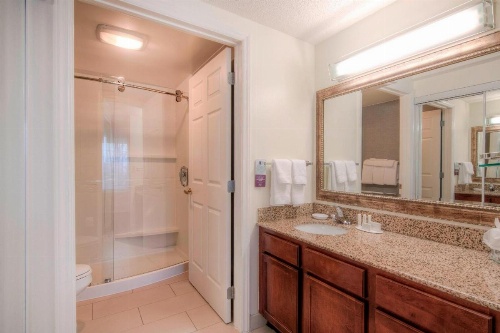 Residence Inn by Marriott Raleigh Crabtree Valley image 3